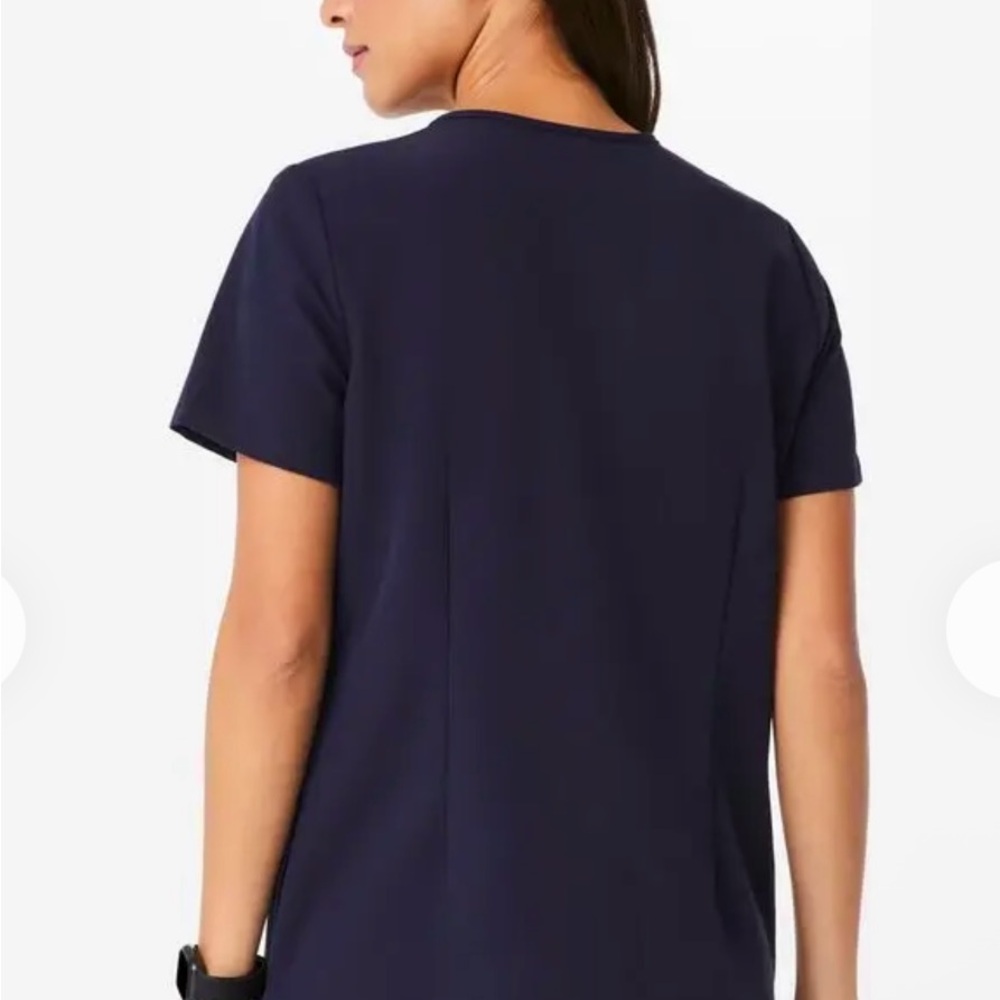 Figs Casma Navy Scrub Top Medium - Picture 3 of 9